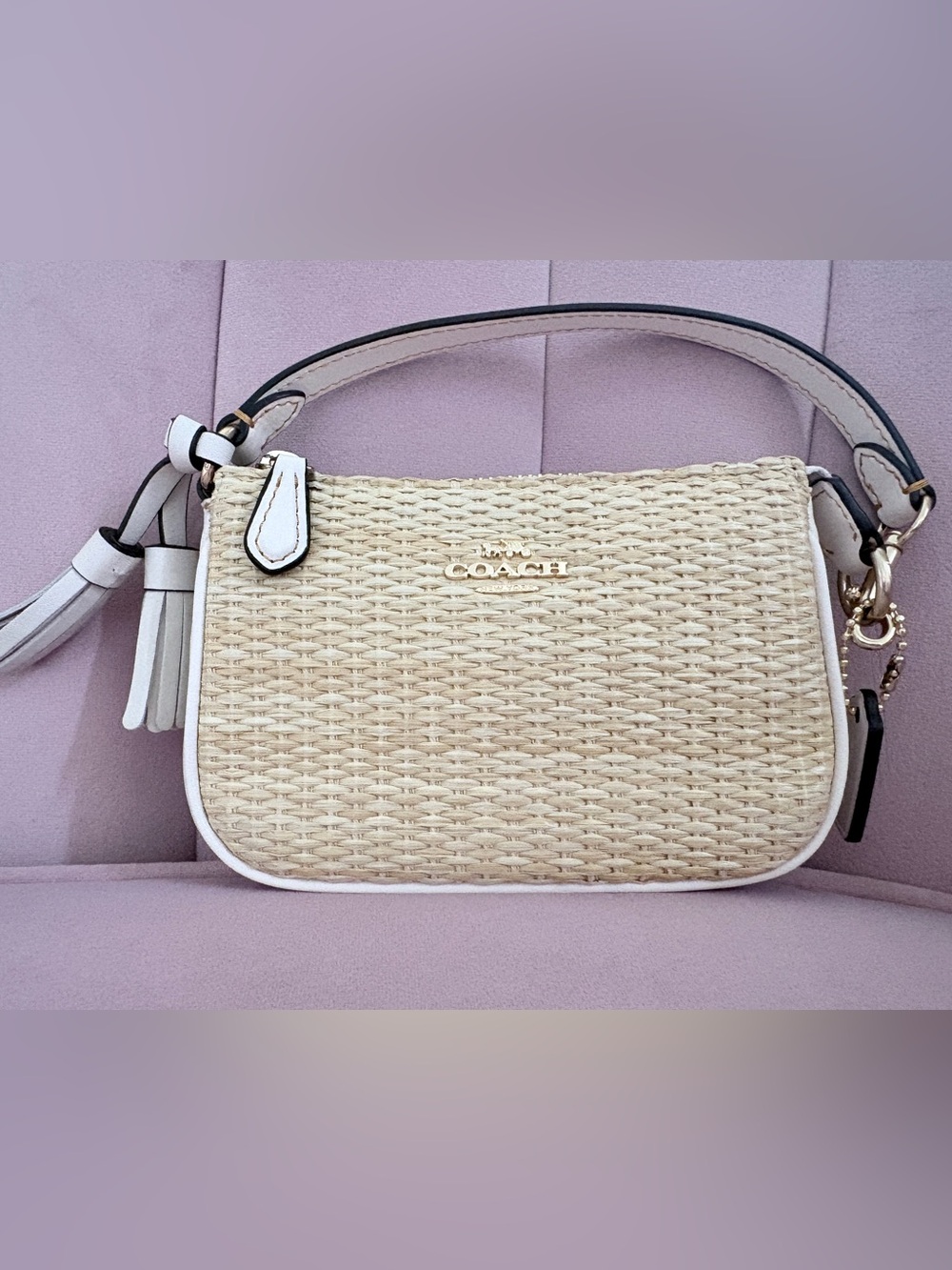 COACH Nolita 15 in gold/Chalk Straw